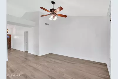 944 N Owl Circle, Gilbert, AZ 85234 - Photo 17