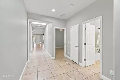 7202 W Southgate Avenue, Phoenix, AZ 85043 - Photo 5