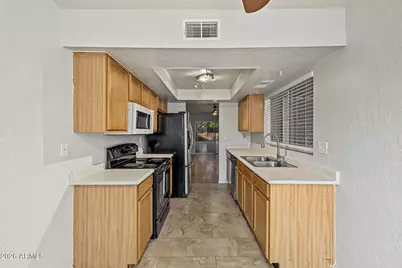 5144 E Holly Street, Phoenix, AZ 85008 - Photo 11