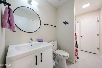 918 E Annette Drive, Phoenix, AZ 85022 - Photo 17