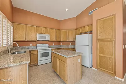 360 S Elm Court, Gilbert, AZ 85296 - Photo 7