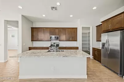 19004 W Cortez Street, Surprise, AZ 85388 - Photo 3