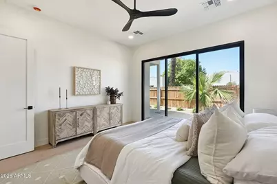 3816 E Whitton Avenue, Phoenix, AZ 85018 - Photo 13