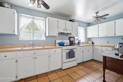 2234 E Virginia Avenue, Phoenix, AZ 85006 - Photo 9
