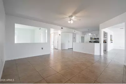 10740 W Tropicana Circle, Sun City, AZ 85351 - Photo 9