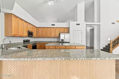 499 W Leah Avenue, Gilbert, AZ 85233 - Photo 11