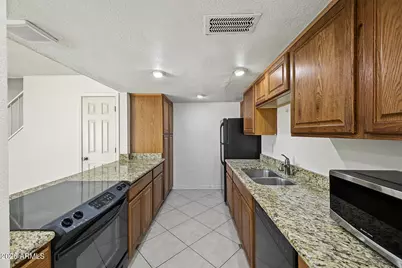 6818 S Jentilly Lane, Tempe, AZ 85283 - Photo 17