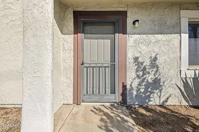 6818 S Jentilly Lane, Tempe, AZ 85283 - Photo 5