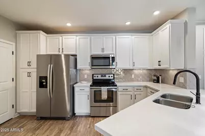 2511 W Queen Creek Road #242, Chandler, AZ 85248 - Photo 5
