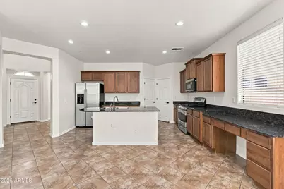 31108 N 136th Drive, Peoria, AZ 85383 - Photo 5