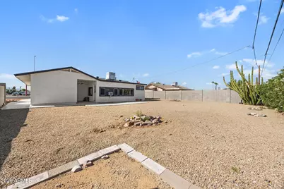 12237 N 111th Avenue, Sun City, AZ 85351 - Photo 27