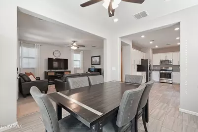 3653 E Dogwood Drive, Chandler, AZ 85286 - Photo 9