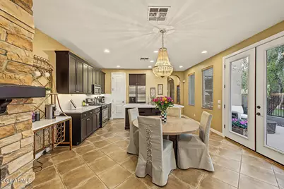 2933 N 48th Street, Phoenix, AZ 85018 - Photo 5
