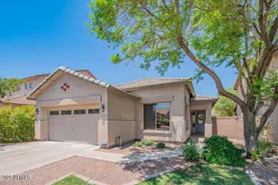 14532 W Crocus Dr, Surprise, AZ 85379 - Photo 1