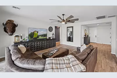 19000 W Mercer Lane, Surprise, AZ 85388 - Photo 7