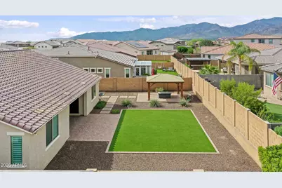 19000 W Mercer Lane, Surprise, AZ 85388 - Photo 51