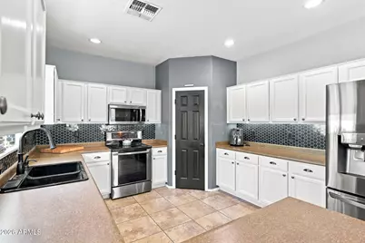 1942 S 216th Lane, Buckeye, AZ 85326 - Photo 3