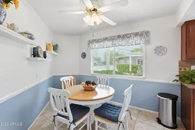 10416 W Pineaire Drive, Sun City, AZ 85351 - Photo 11
