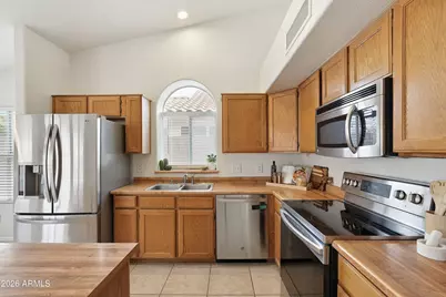 7640 W Redfield Road, Peoria, AZ 85381 - Photo 13