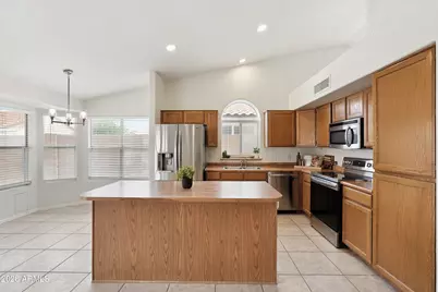 7640 W Redfield Road, Peoria, AZ 85381 - Photo 3