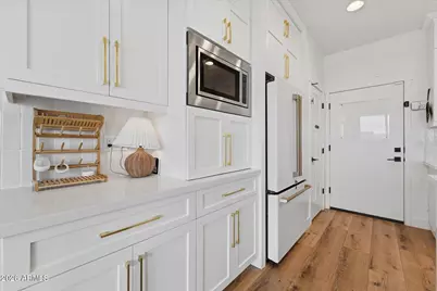 8611 E Fox Street, Mesa, AZ 85207 - Photo 11