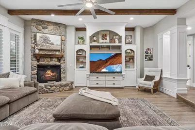 2088 E Park Avenue, Gilbert, AZ 85234 - Photo 11