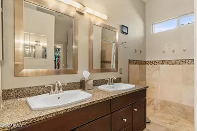 1090 N McKemy Avenue, Chandler, AZ 85226 - Photo 5
