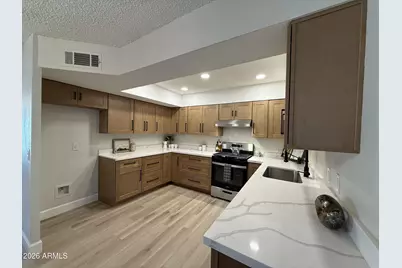 7415 W Cheryl Drive, Peoria, AZ 85345 - Photo 5