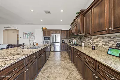 14345 S 181st Avenue, Goodyear, AZ 85338 - Photo 11