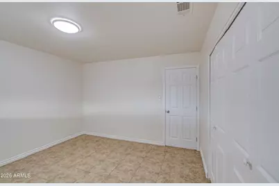 2260 W Pecan Road, Phoenix, AZ 85041 - Photo 25