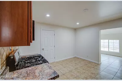 2260 W Pecan Road, Phoenix, AZ 85041 - Photo 21