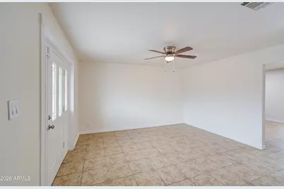 2260 W Pecan Road, Phoenix, AZ 85041 - Photo 11