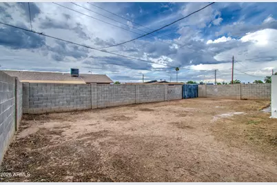 2260 W Pecan Road, Phoenix, AZ 85041 - Photo 43
