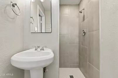 2936 W Highland Avenue, Phoenix, AZ 85017 - Photo 23