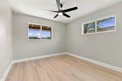 2936 W Highland Avenue, Phoenix, AZ 85017 - Photo 25