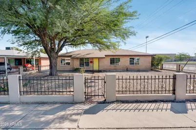 1425 W San Miguel Avenue, Phoenix, AZ 85013 - Photo 1