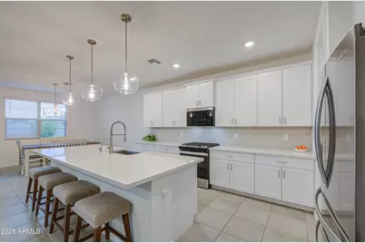 4811 W Hunter Trail, San Tan Valley, AZ 85144 - Photo 11