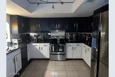 4648 W Frier Drive, Glendale, AZ 85301 - Photo 3