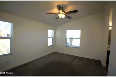 47827 N 40th Avenue, New River, AZ 85087 - Photo 13
