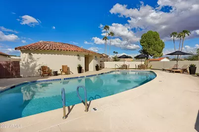 7614 E Orange Blossom Lane, Scottsdale, AZ 85250 - Photo 37