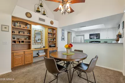 1333 E Morten Avenue #213, Phoenix, AZ 85020 - Photo 5