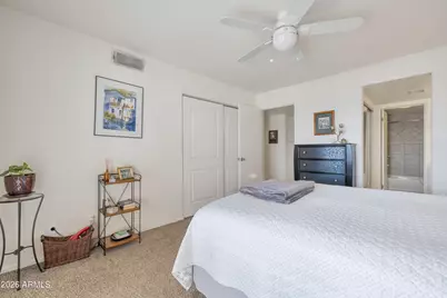 1333 E Morten Avenue #213, Phoenix, AZ 85020 - Photo 17
