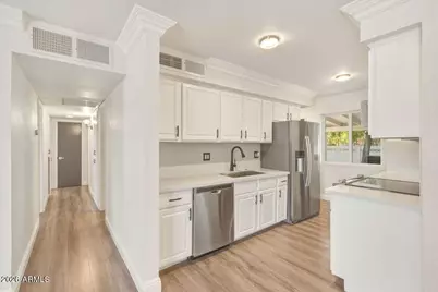 8455 E Vista Drive, Scottsdale, AZ 85250 - Photo 13
