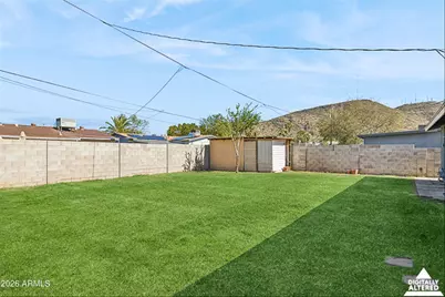 2132 W Laurel Lane, Phoenix, AZ 85029 - Photo 29