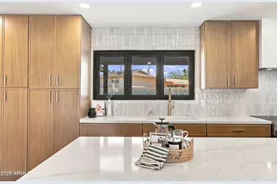 8713 E Sandalwood Drive, Scottsdale, AZ 85250 - Photo 7