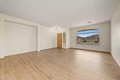 5664 W El Caminito Drive, Glendale, AZ 85302 - Photo 7