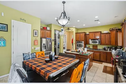 26907 N 88th Drive, Peoria, AZ 85383 - Photo 9