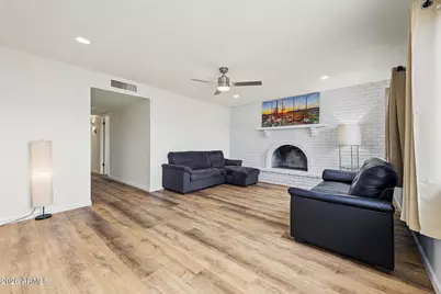 213 E Strahan Drive, Tempe, AZ 85283 - Photo 5