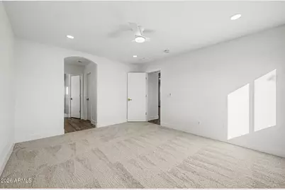 1055 E Vernoa Street, San Tan Valley, AZ 85140 - Photo 11