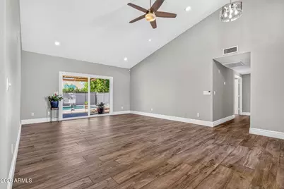 16214 N 61st Avenue, Glendale, AZ 85306 - Photo 13